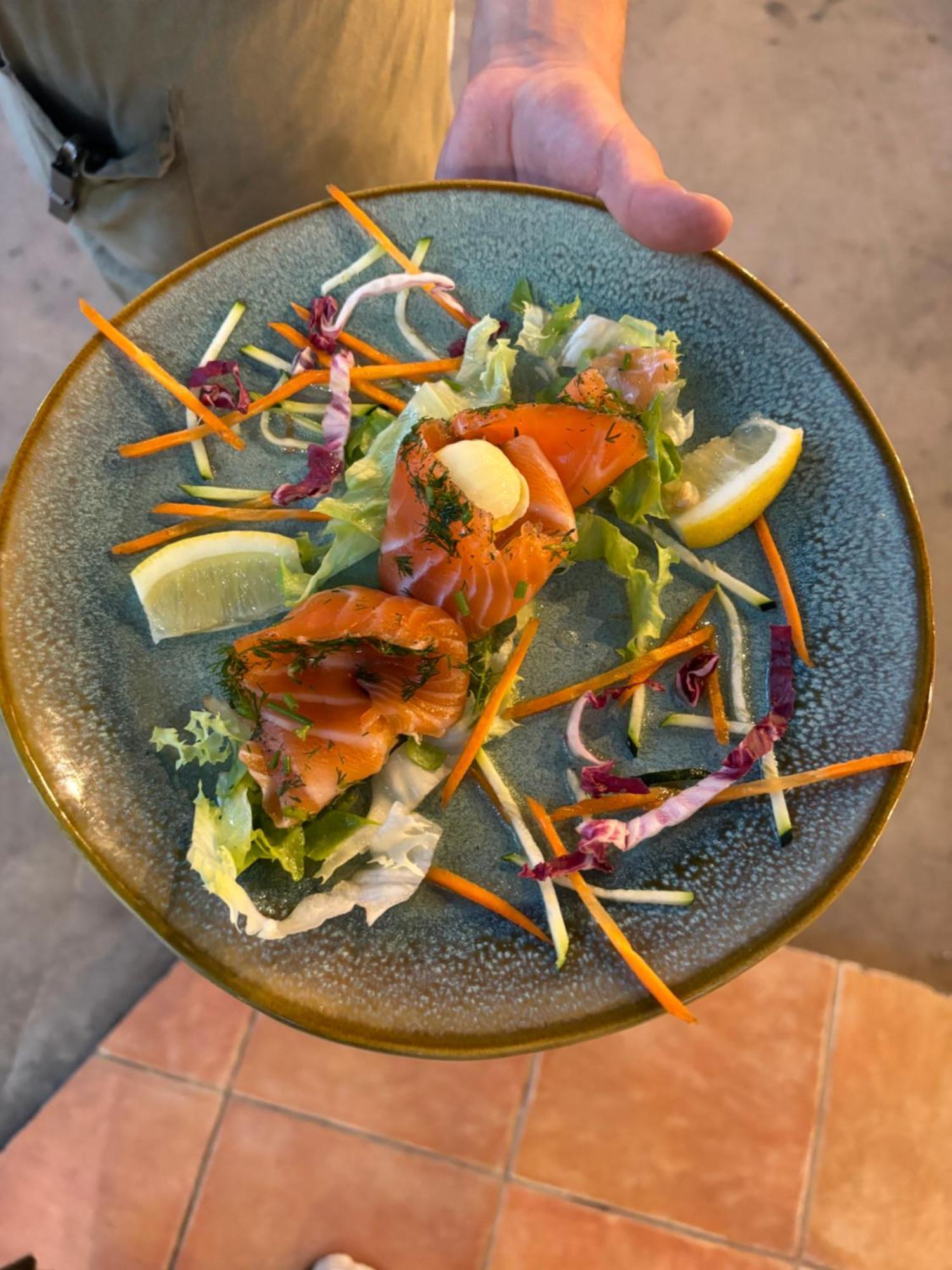 Hotel Restaurant Les Chasseurs Marine de Pietracorbara エクステリア 写真